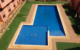 Mouzdalifa Apartment In City Center